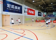 九游体育:青少年篮球培训机构开业，助力培养篮球人才